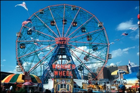 Thw Wonder Wheel, Coney Island, NYC 2002