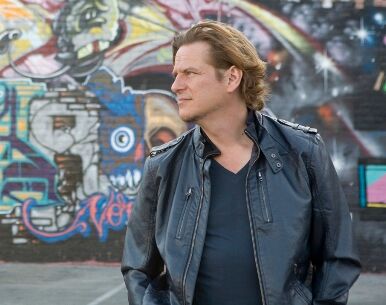 HenryAuthorPhotoDF2_preview